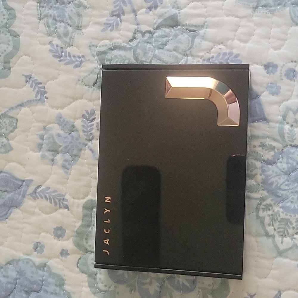 Jackyn Cosmetics Bronze & Blush duo